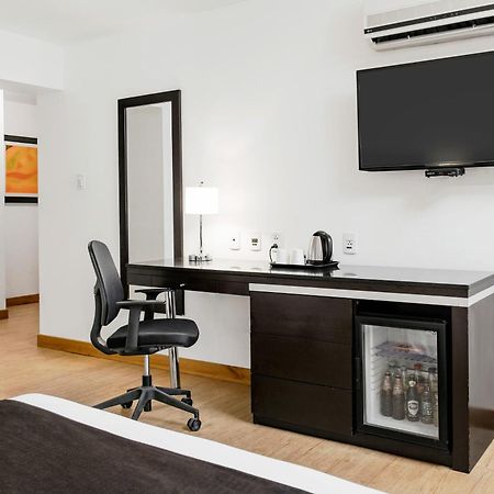 מלון Wyndham Costa Del Sol צ'יקלאיו מראה חיצוני תמונה