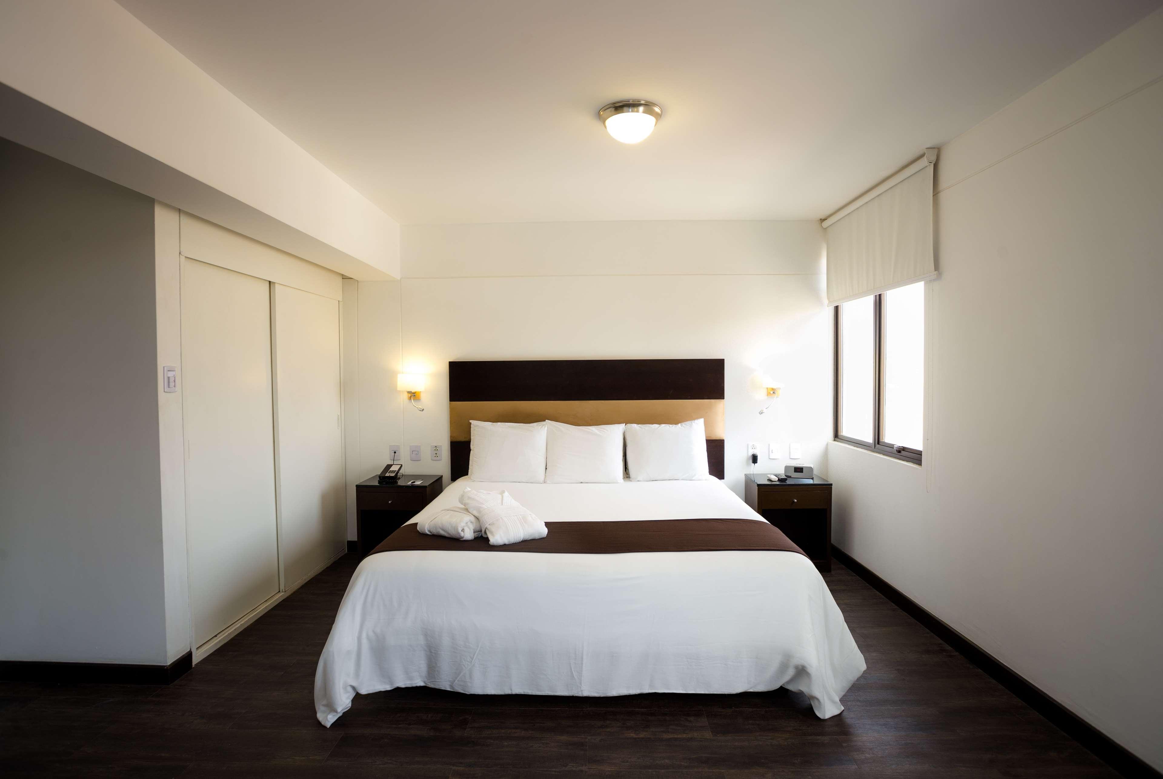 מלון Wyndham Costa Del Sol צ'יקלאיו מראה חיצוני תמונה