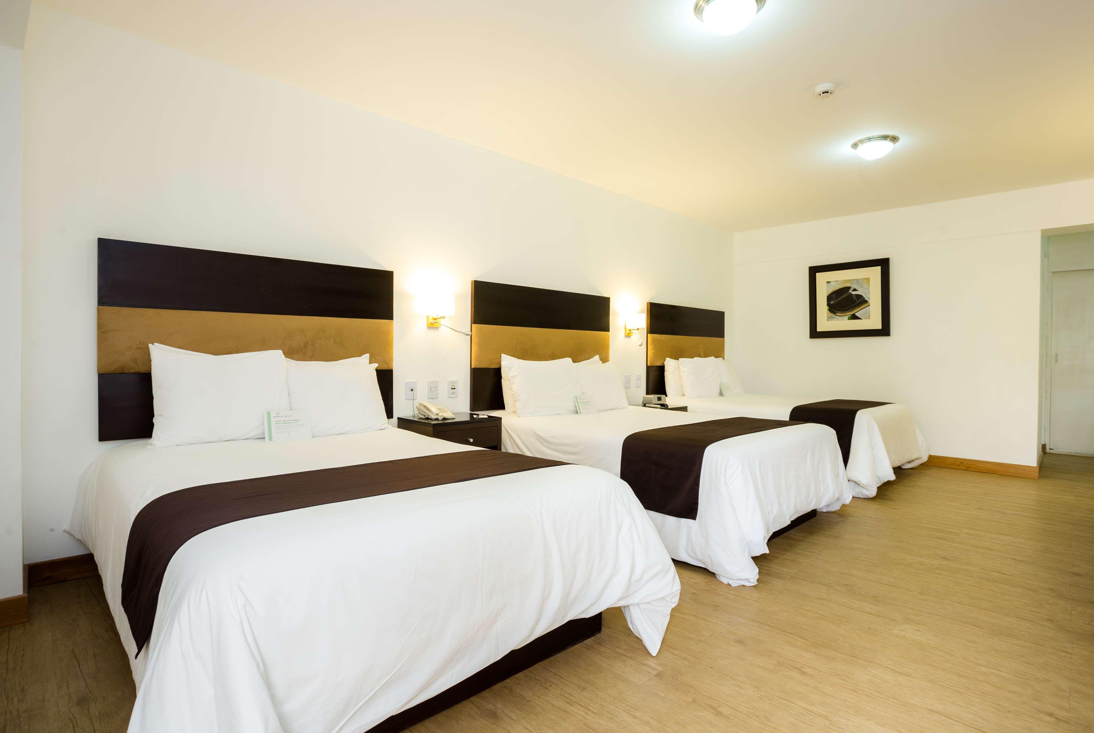 מלון Wyndham Costa Del Sol צ'יקלאיו מראה חיצוני תמונה