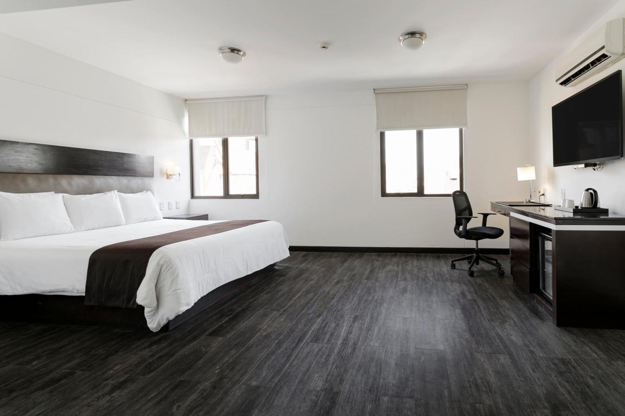 מלון Wyndham Costa Del Sol צ'יקלאיו מראה חיצוני תמונה