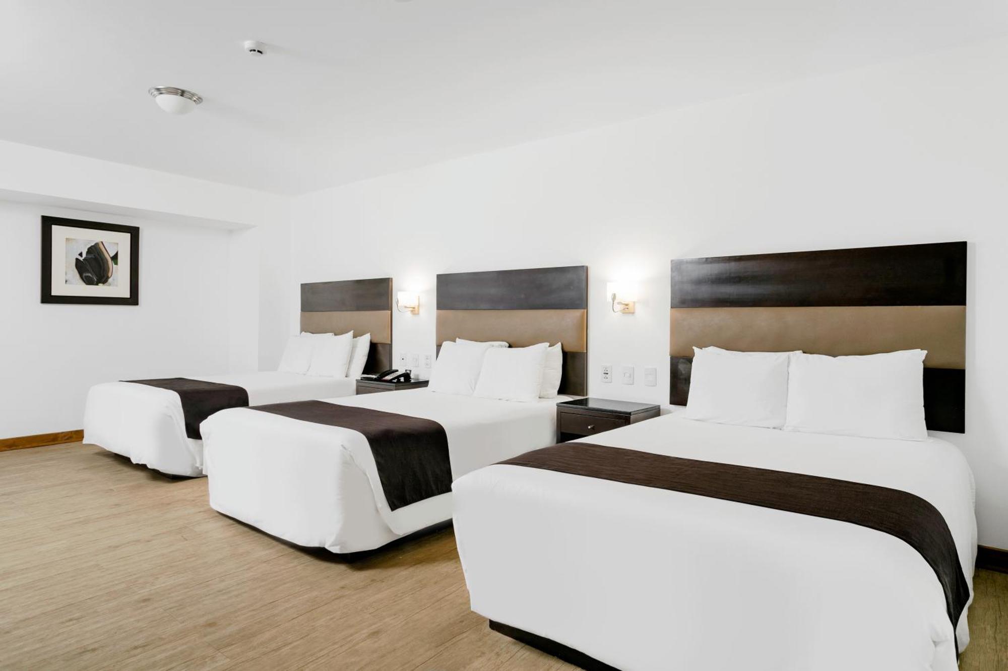 מלון Wyndham Costa Del Sol צ'יקלאיו מראה חיצוני תמונה