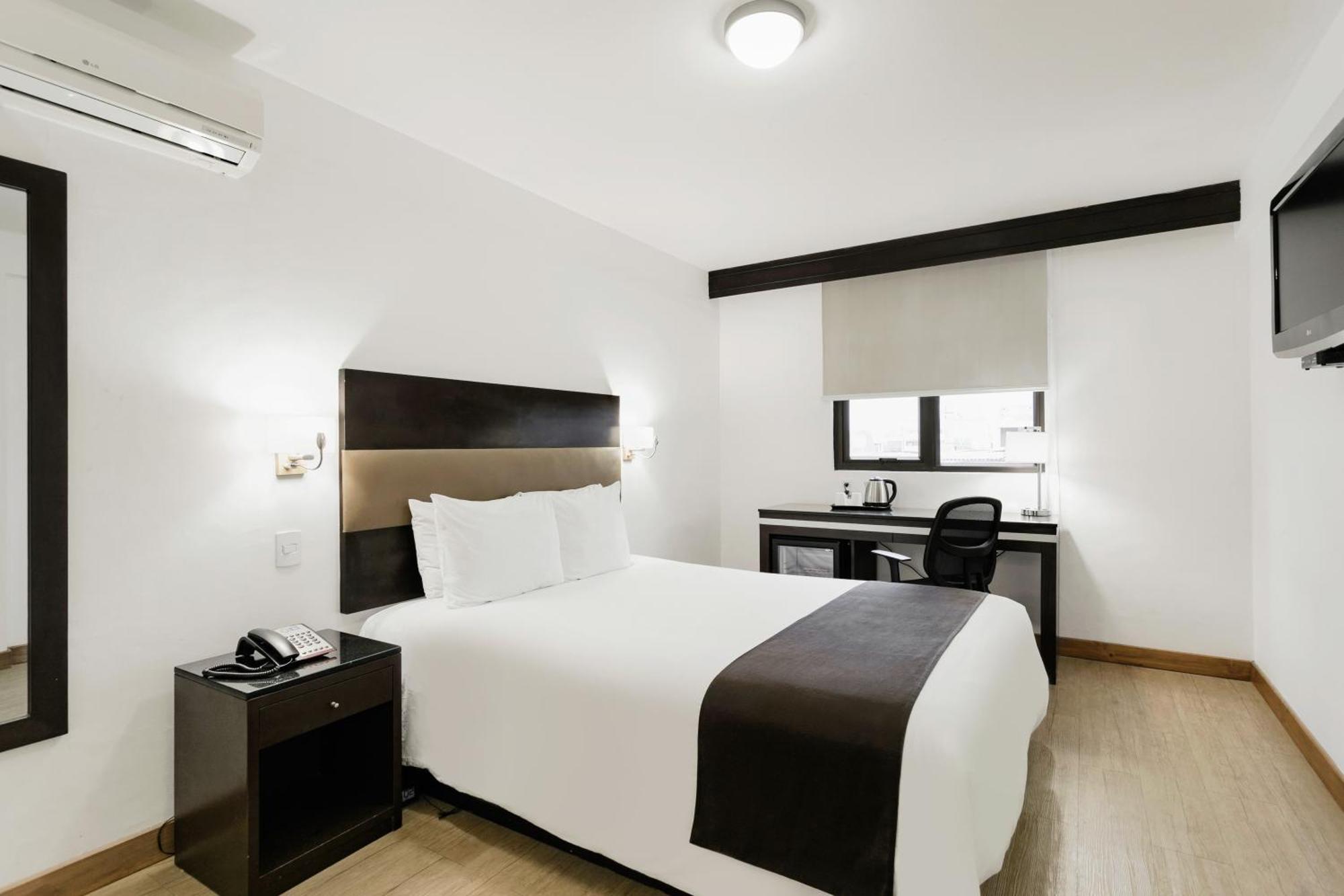 מלון Wyndham Costa Del Sol צ'יקלאיו מראה חיצוני תמונה