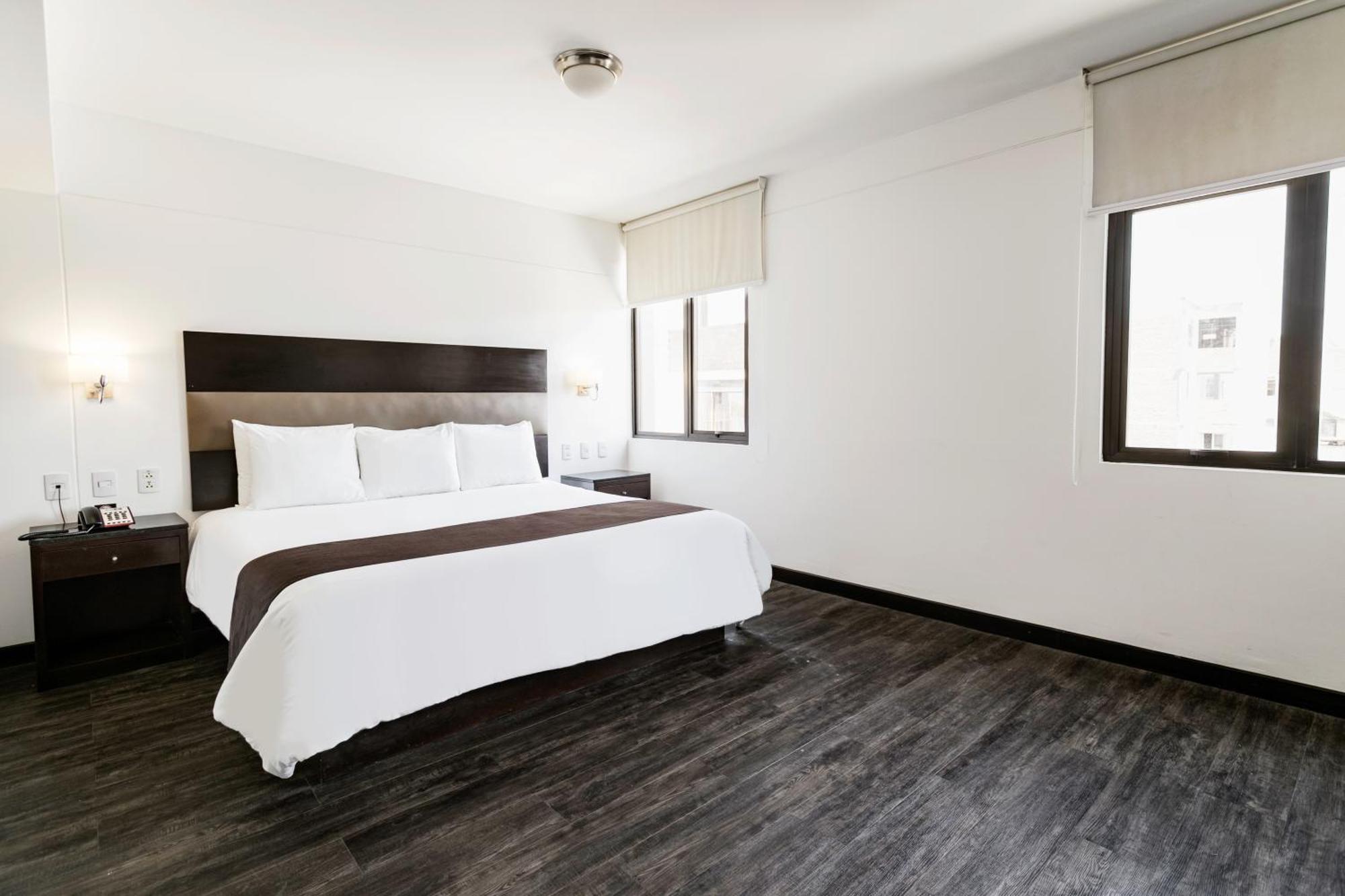 מלון Wyndham Costa Del Sol צ'יקלאיו מראה חיצוני תמונה