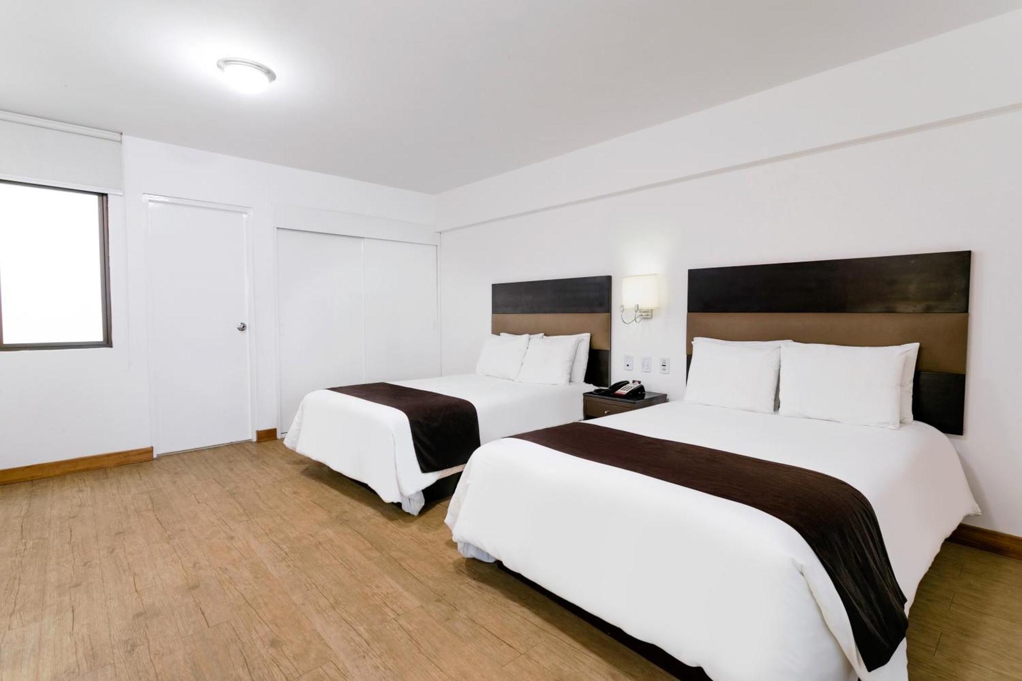 מלון Wyndham Costa Del Sol צ'יקלאיו מראה חיצוני תמונה