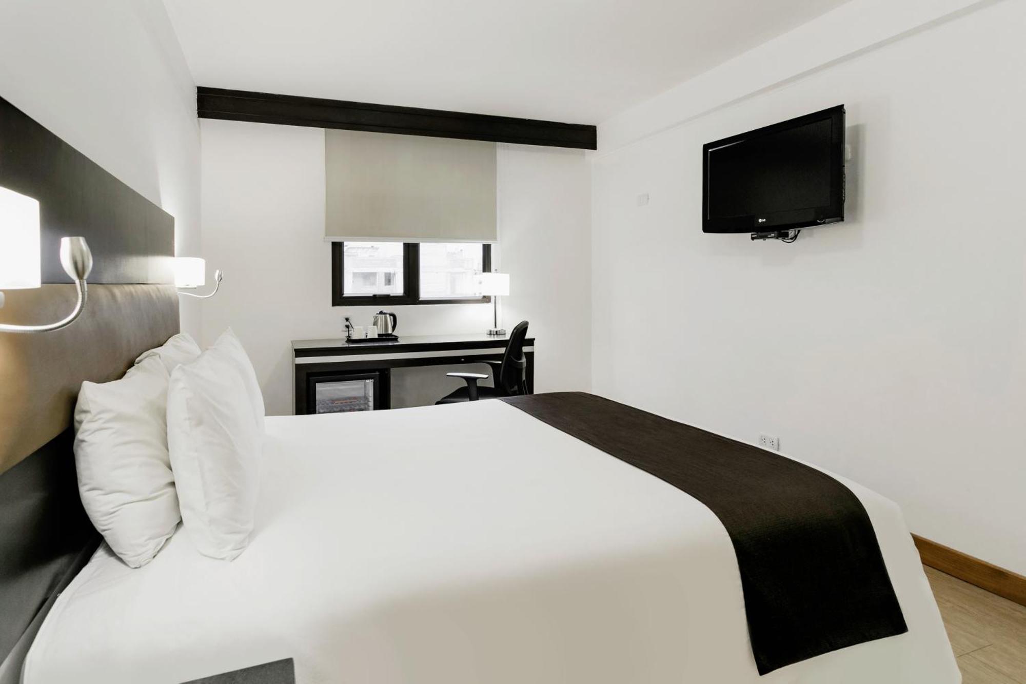 מלון Wyndham Costa Del Sol צ'יקלאיו מראה חיצוני תמונה