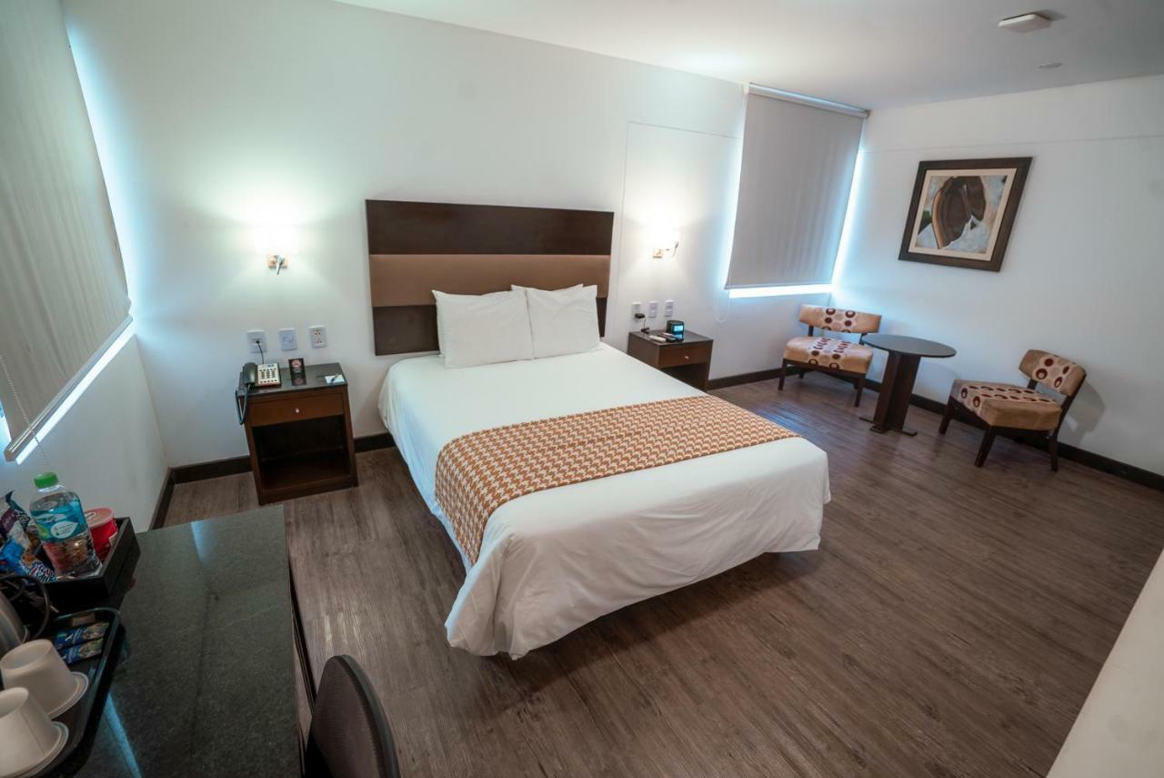 מלון Wyndham Costa Del Sol צ'יקלאיו מראה חיצוני תמונה