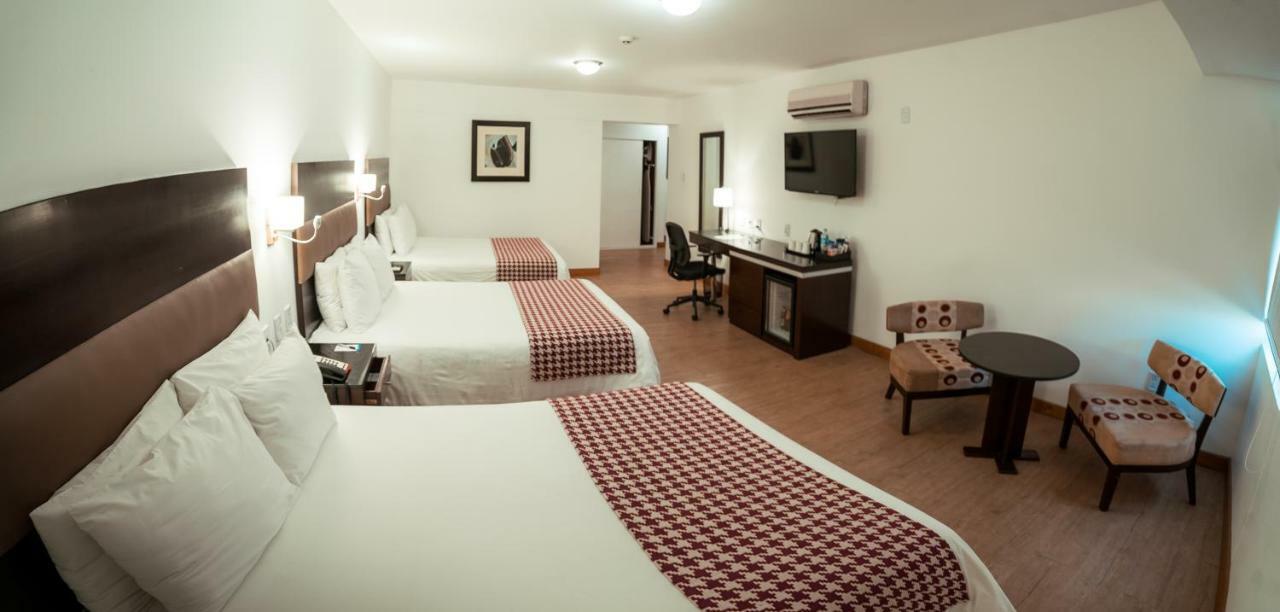 מלון Wyndham Costa Del Sol צ'יקלאיו מראה חיצוני תמונה