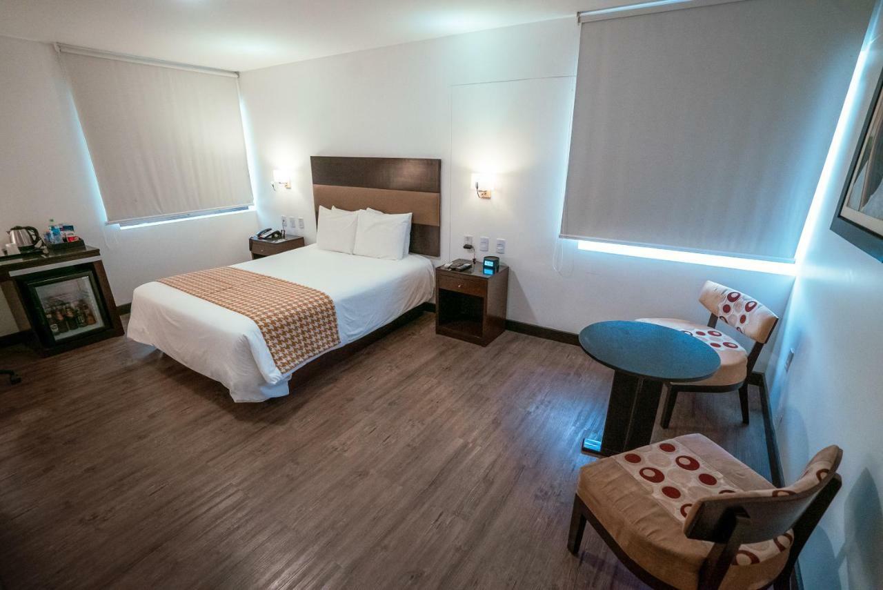 מלון Wyndham Costa Del Sol צ'יקלאיו מראה חיצוני תמונה